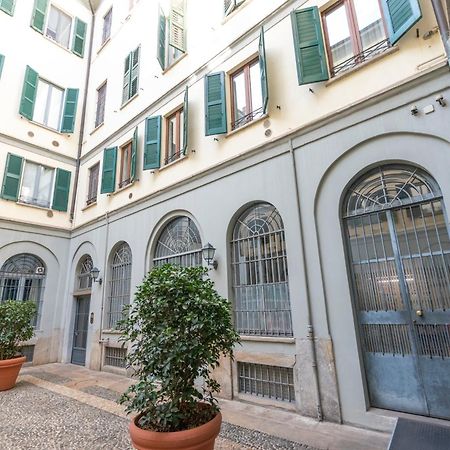 Luxury Apartment Near Duomo Italia 38 Milán Exterior foto